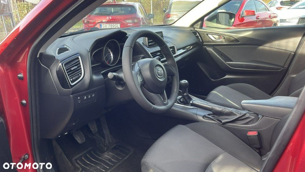 Mazda 3 - 8