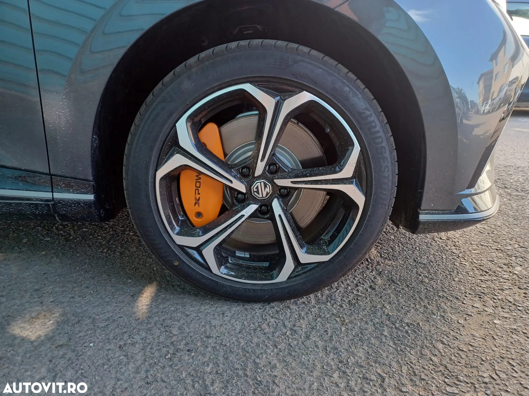 MG MG4 EV 64 kWh XPower - 5