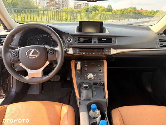 Lexus CT - 6