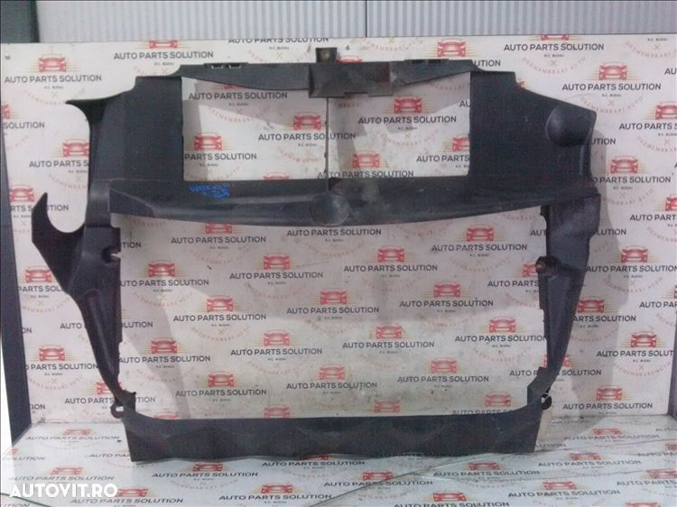 deflector radiatoare iveco daily 2.3 d an fabr 2008 - 1