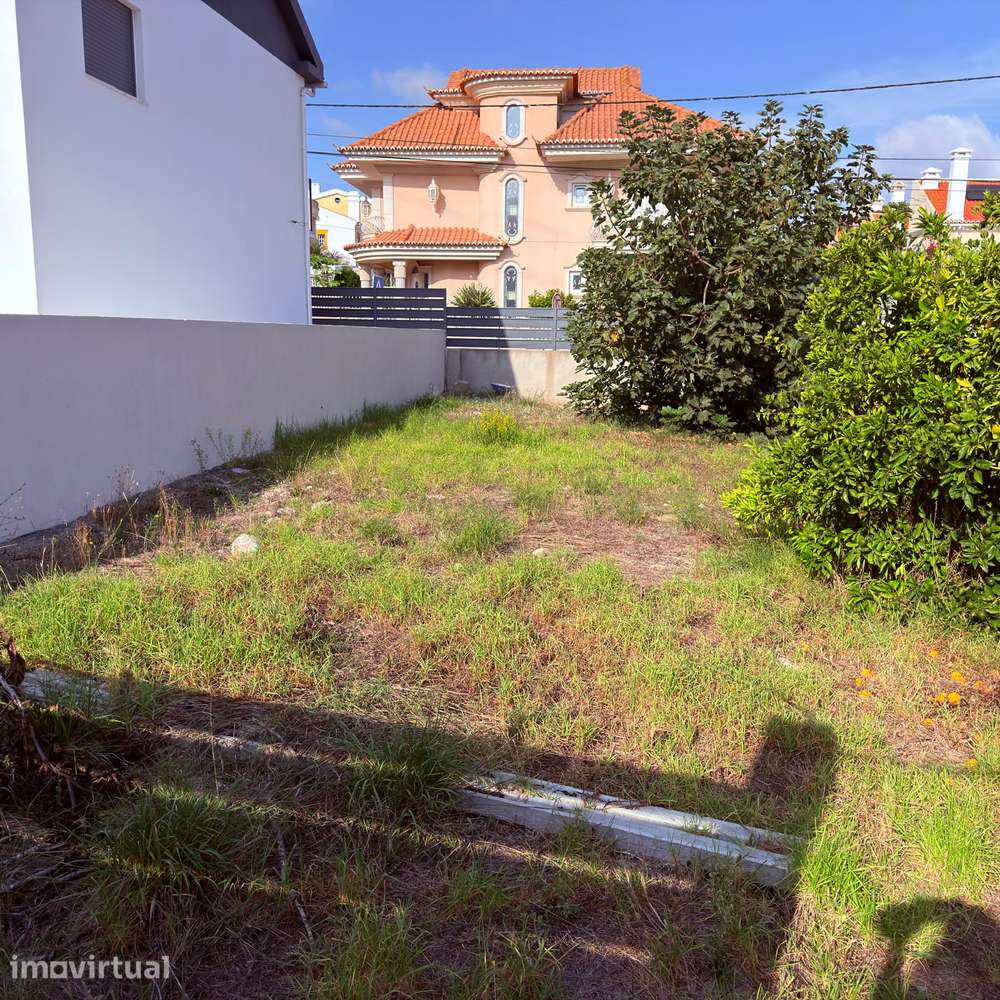 Terreno em zona privilegiada da Sobreda - Grande imagem: 5/11