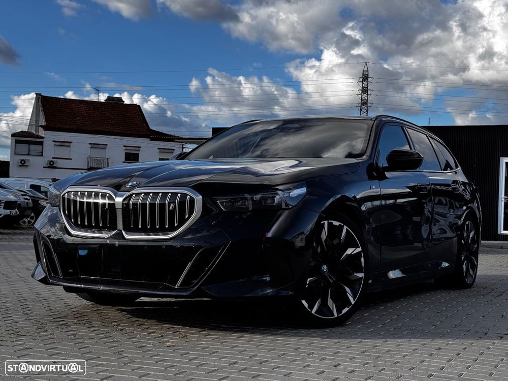 BMW i5 eDrive40 Pack Desportivo M Pro - 1