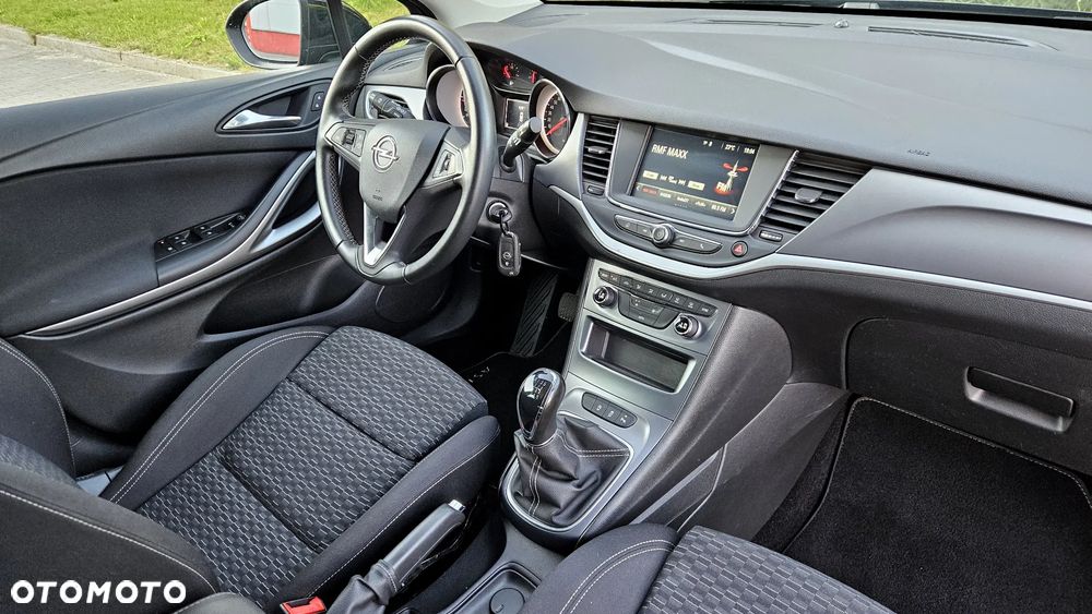 Opel Astra 1.4 Turbo Business - 39