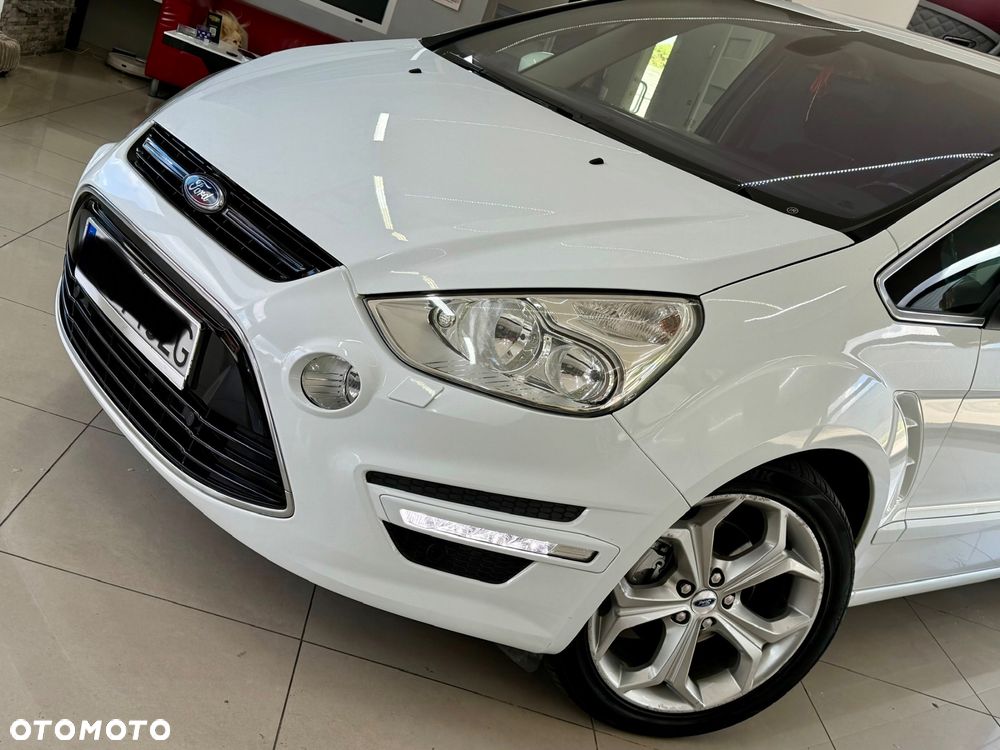 Ford S-Max 2.0 TDCi DPF Titanium X - 27