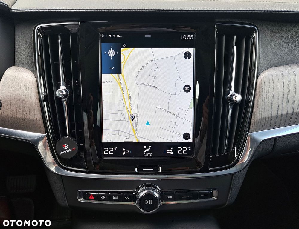 Volvo V90 Cross Country - 22