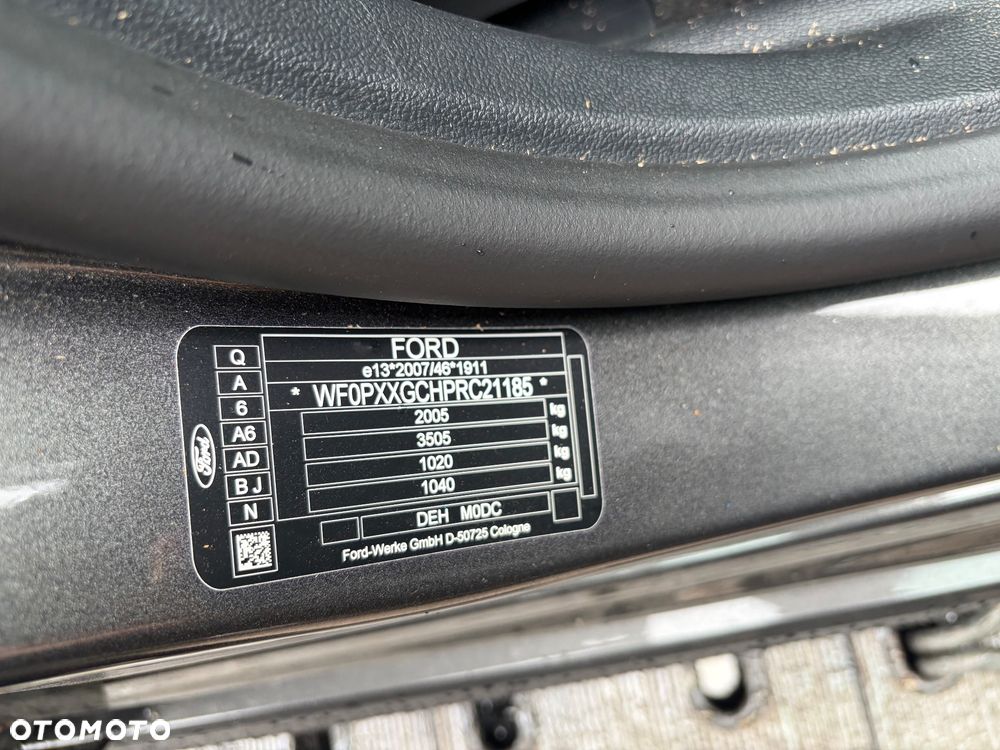 Ford Focus 1.0 EcoBoost Hybrid ST-LINE X - 12