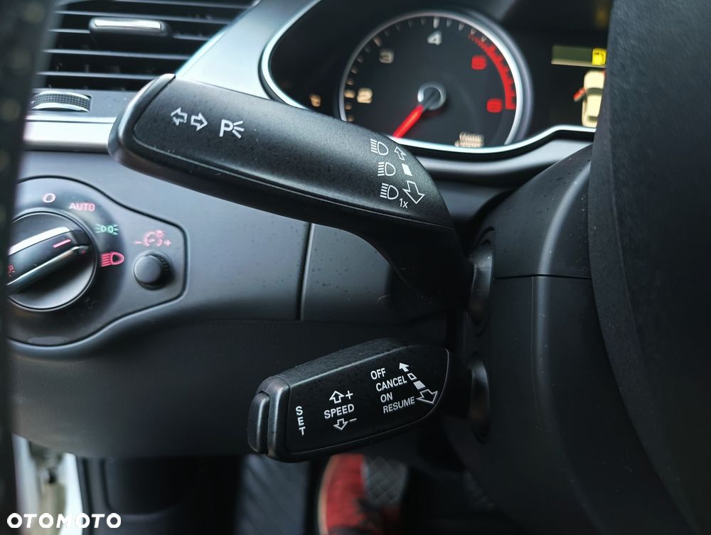 Audi A4 Limousine 2.0 TDI DPF Ambition - 28