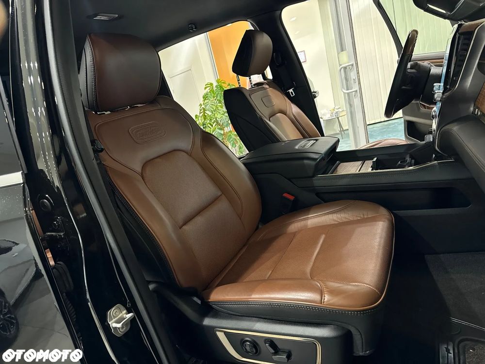 RAM 1500 Crew Cab Longhorn - 34