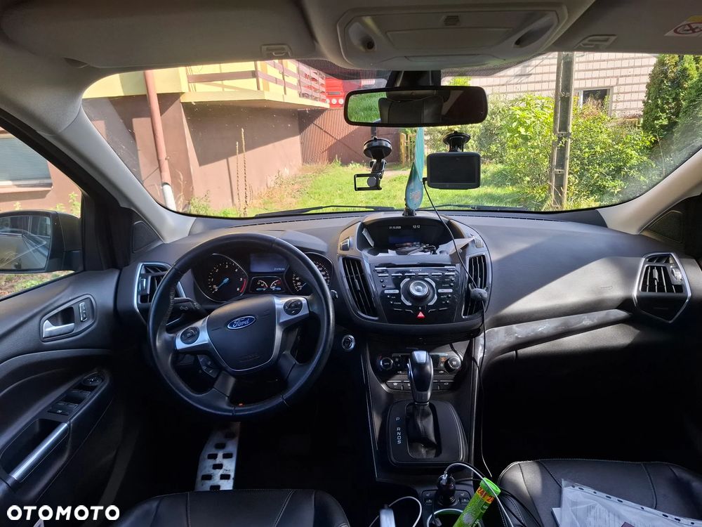 Ford Kuga - 8