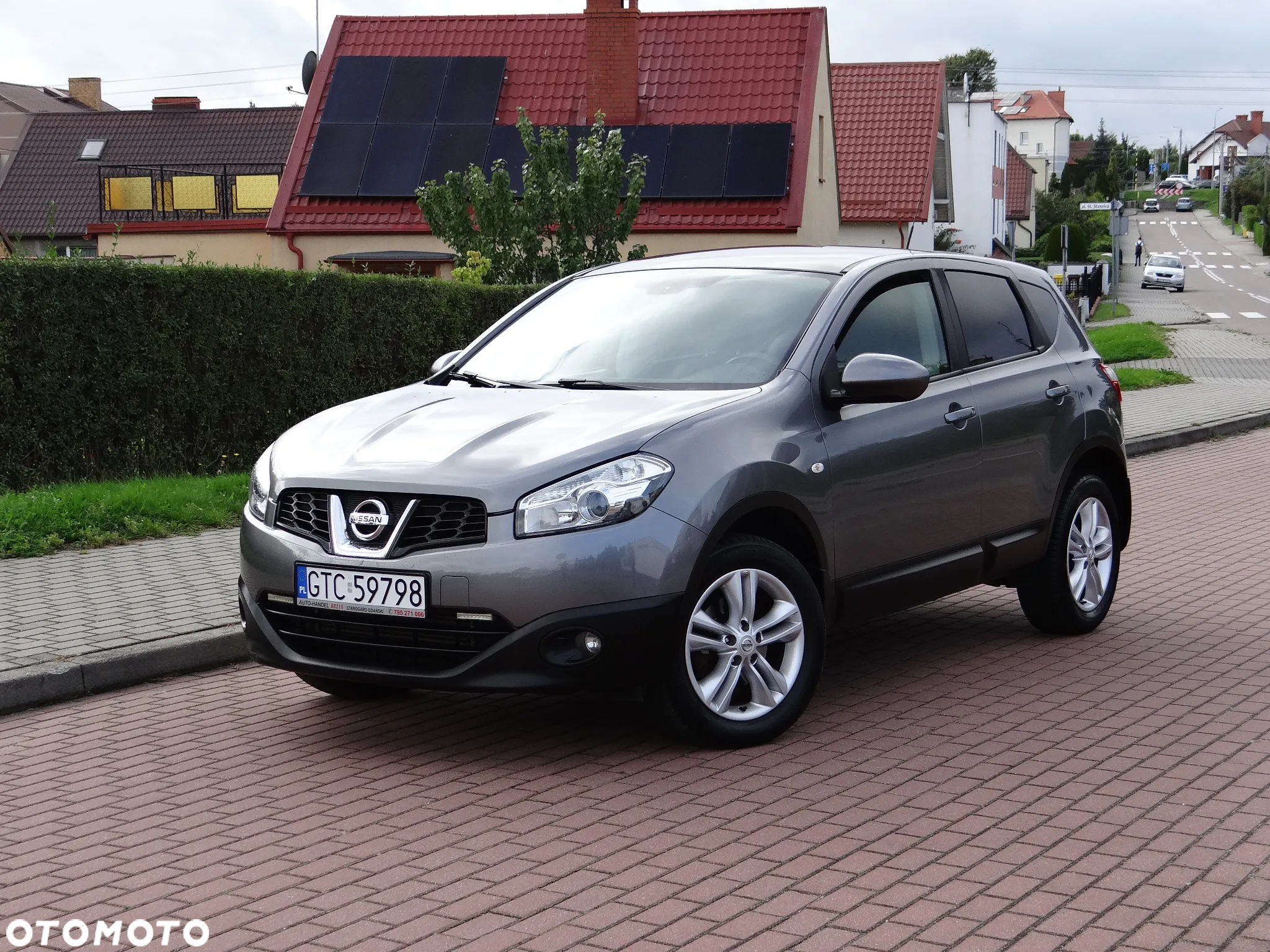 Nissan Qashqai - 2