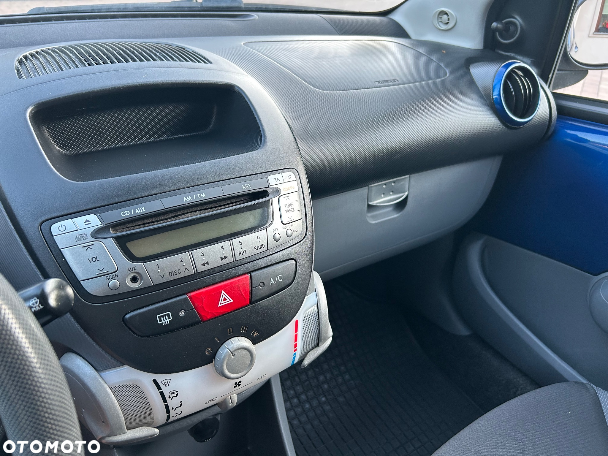 Toyota Aygo Blue - 18