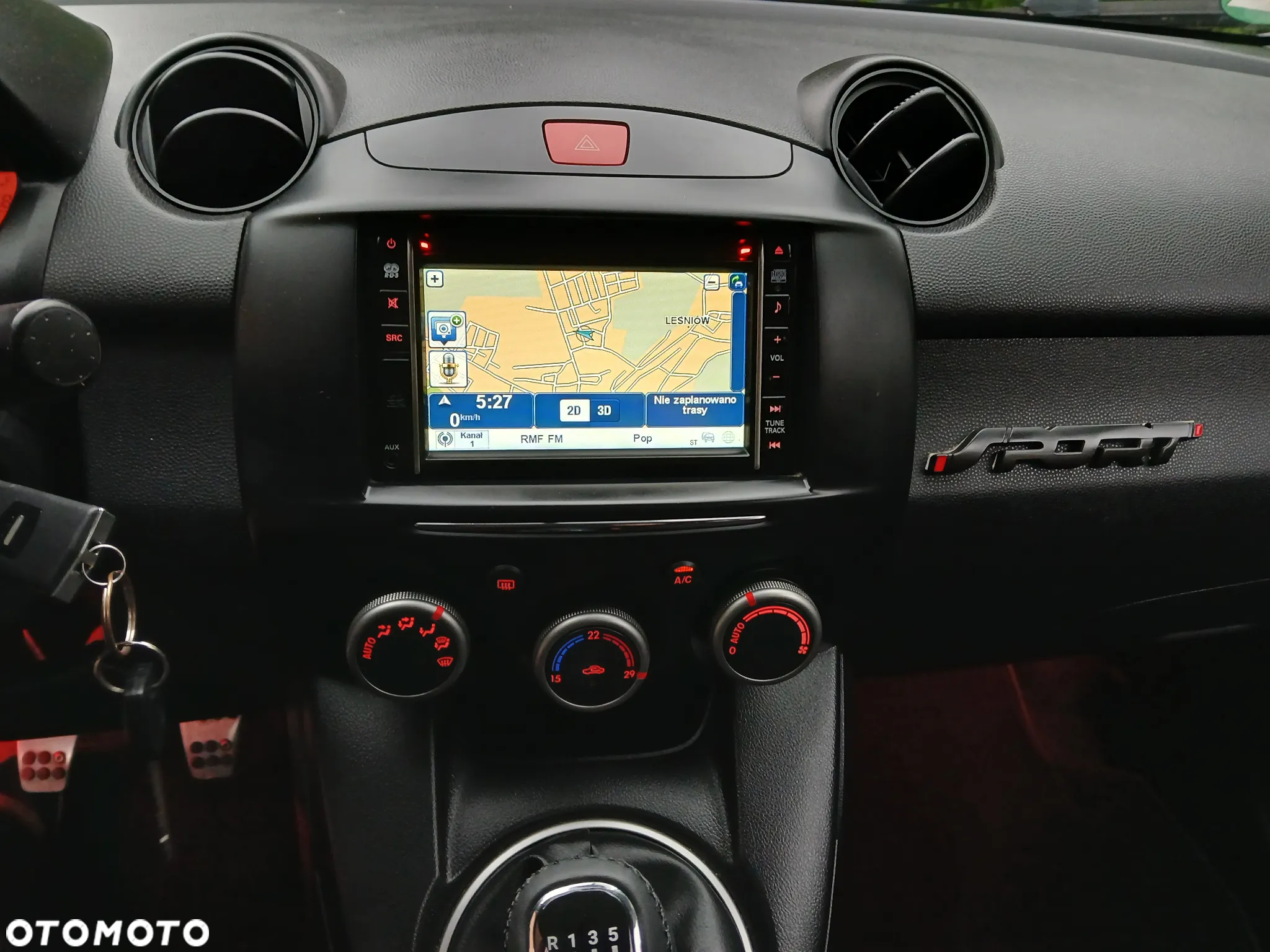 Mazda 2 1.3 Navi + - 12