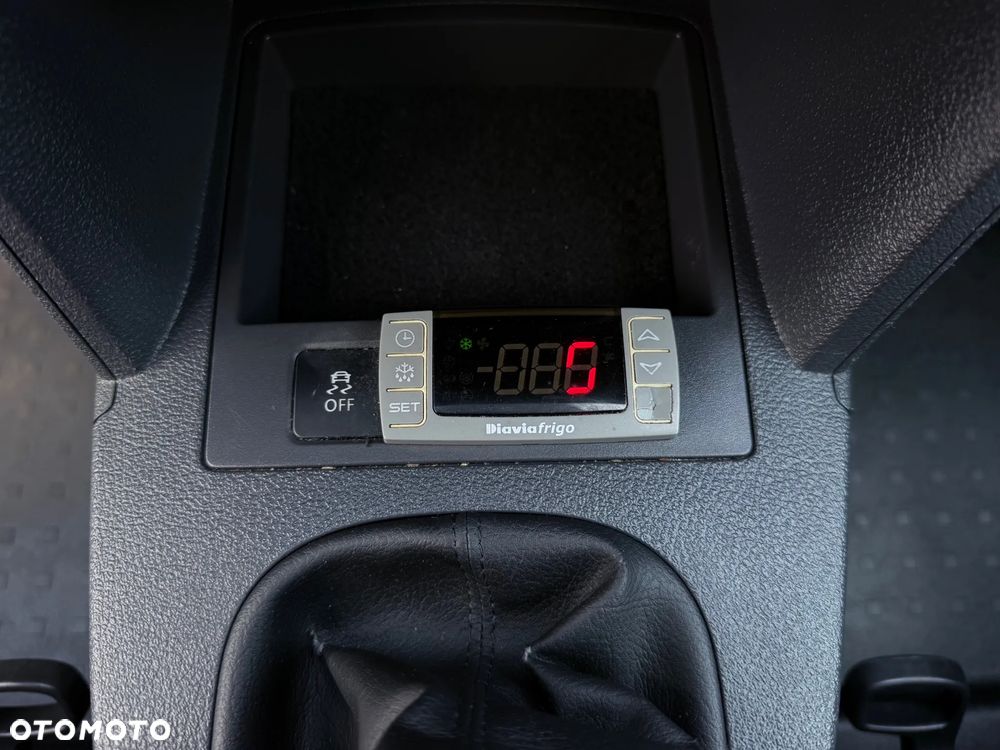 Volkswagen Caddy Chłodnia Izoterma Klimatyzacja L1H1 Super STAN - 19