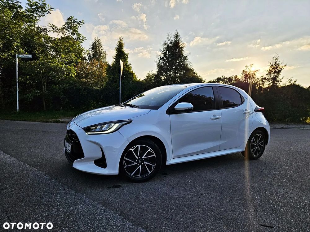 Toyota Yaris 1.5 VVT-i Team Deutschland - 5