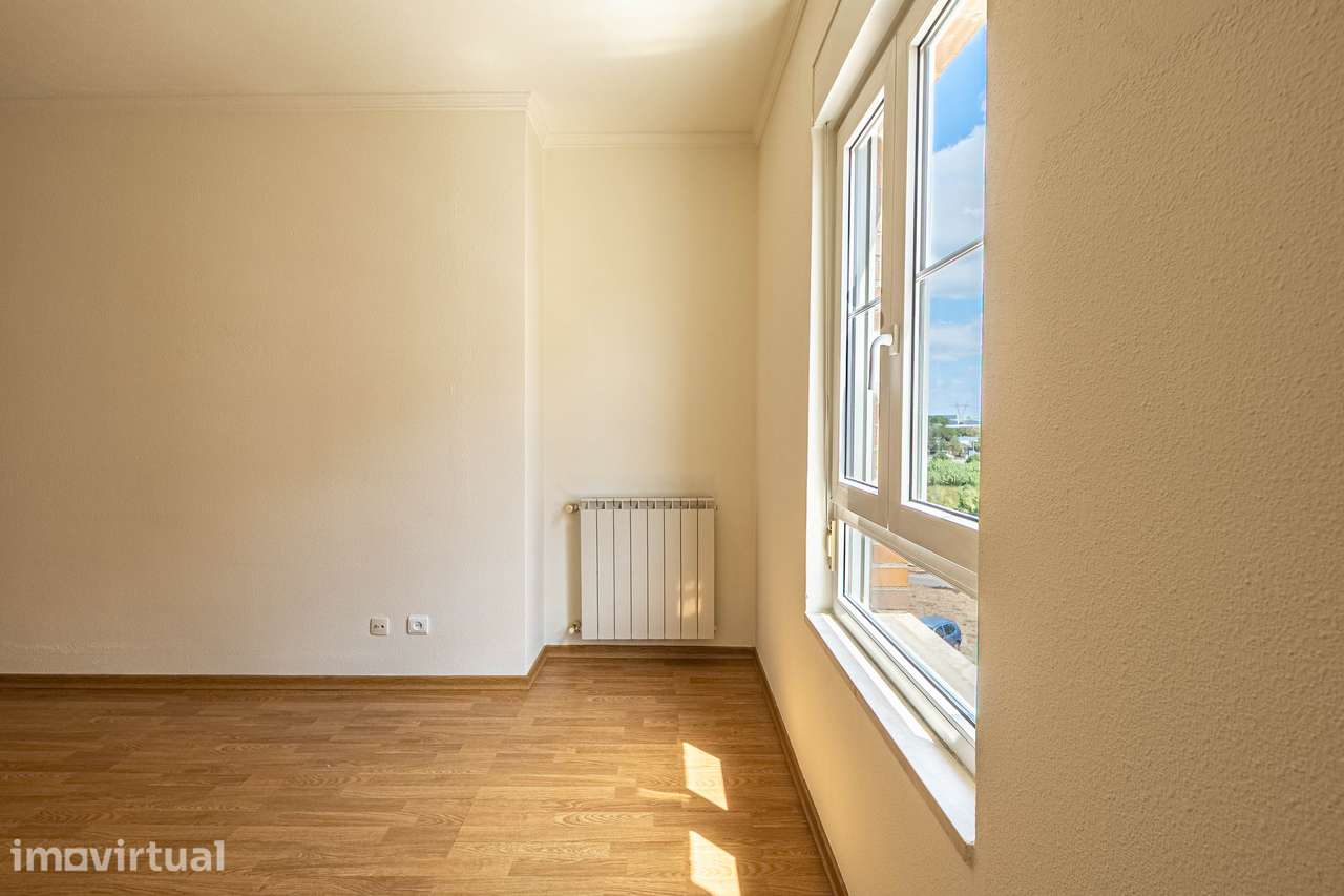T3 Luminoso com 2 Varandas, Garagem e Arrecadação - Grande imagem: 5/31