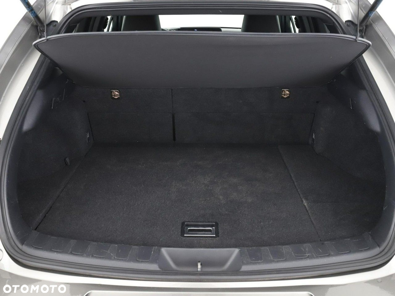 Lexus UX 250h Elegance 2WD - 20