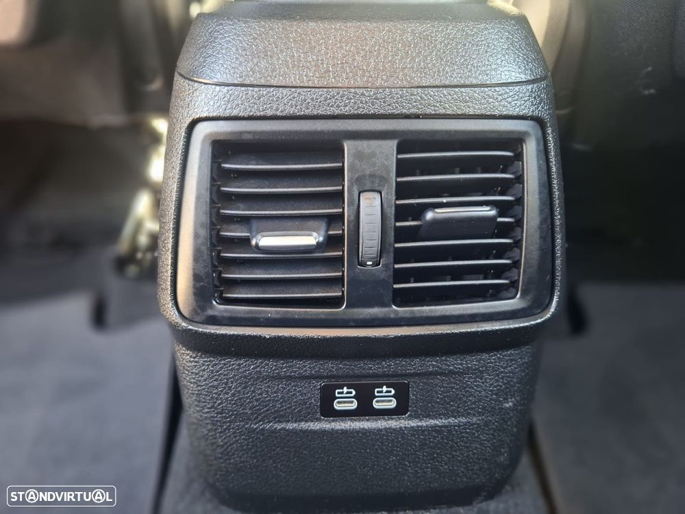 BMW 216 Active Tourer d Advantage Auto - 46