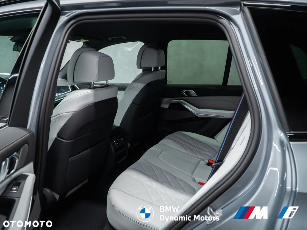 BMW X5 xDrive30d - 26