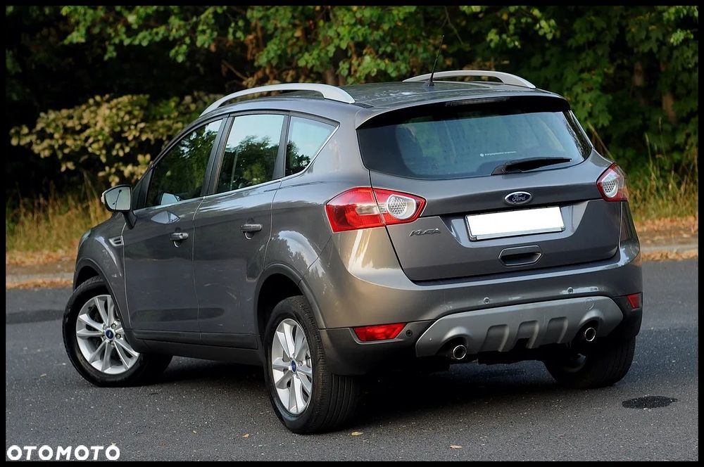 Ford Kuga 2.0 TDCi 4x4 Titanium - 12