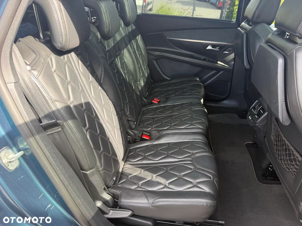 Peugeot 5008 - 21
