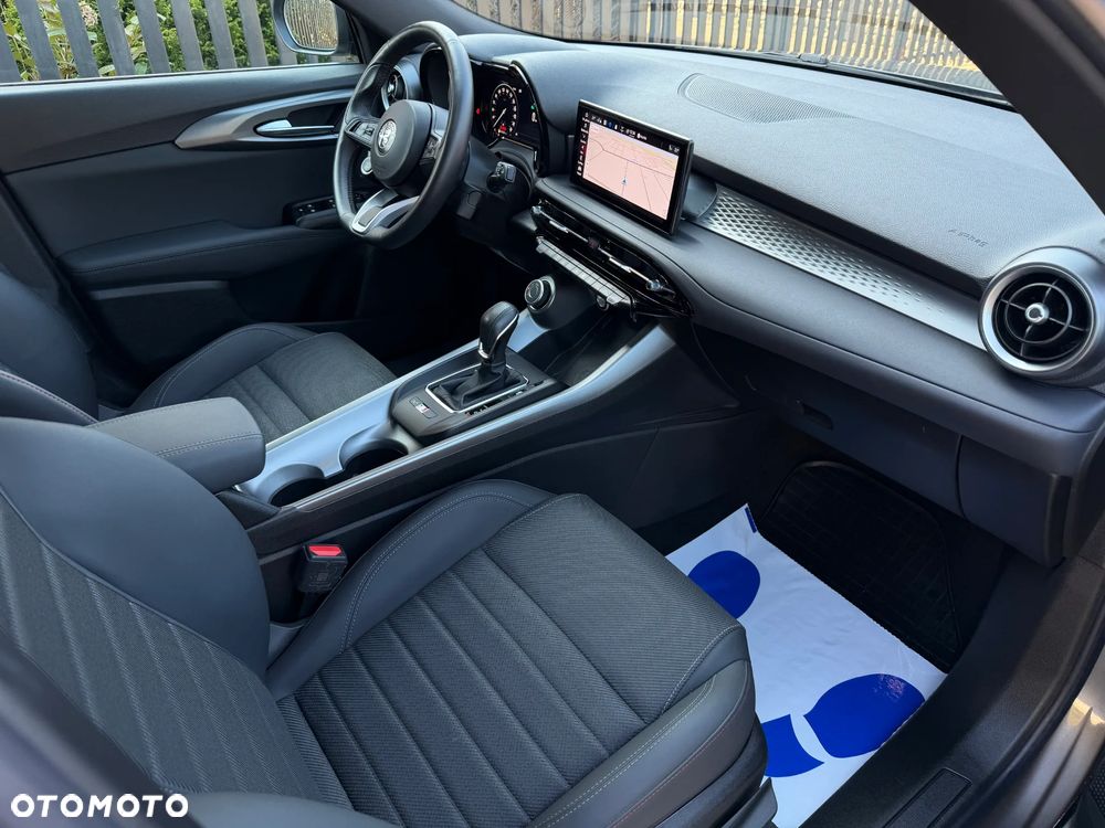 Alfa Romeo Tonale 1.5 T4 GSE mHEV Sprint DCT - 13