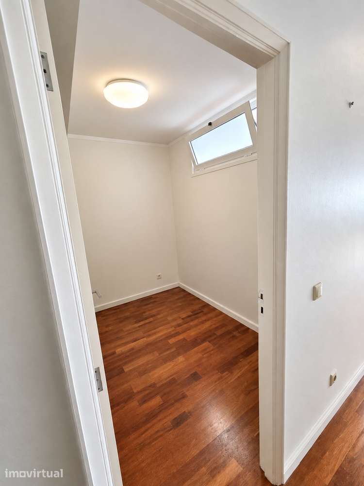 Arrendamento de apartamento T2 +1 a Cedofeita - Grande imagem: 3/9