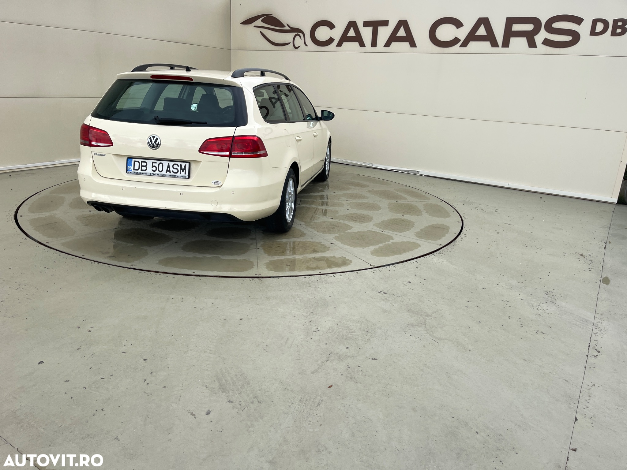 Volkswagen Passat 2.0 TDI BlueMotion Tehnology DSG Trendline - 15