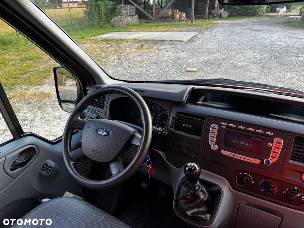 Ford Transit - 9