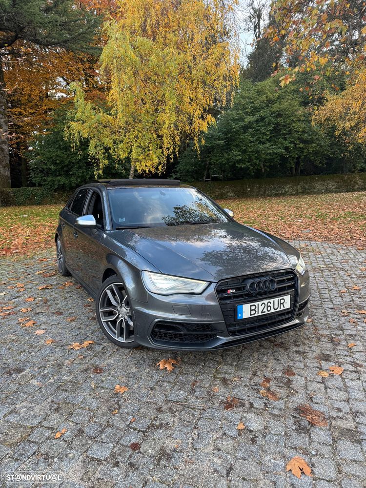 Audi S3 S tronic - 1