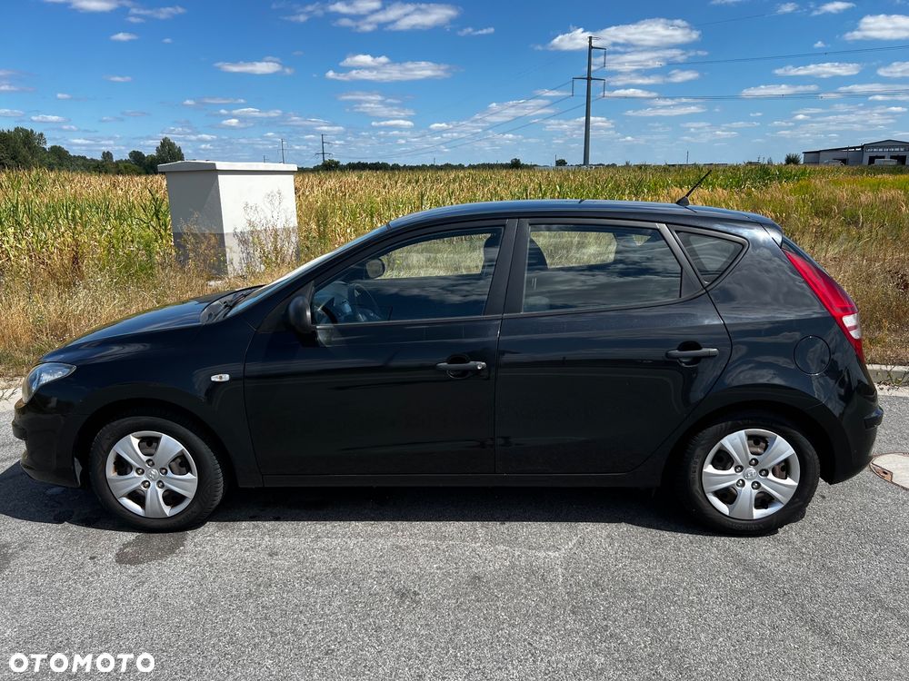 Hyundai i30 1.4 Classic + - 3