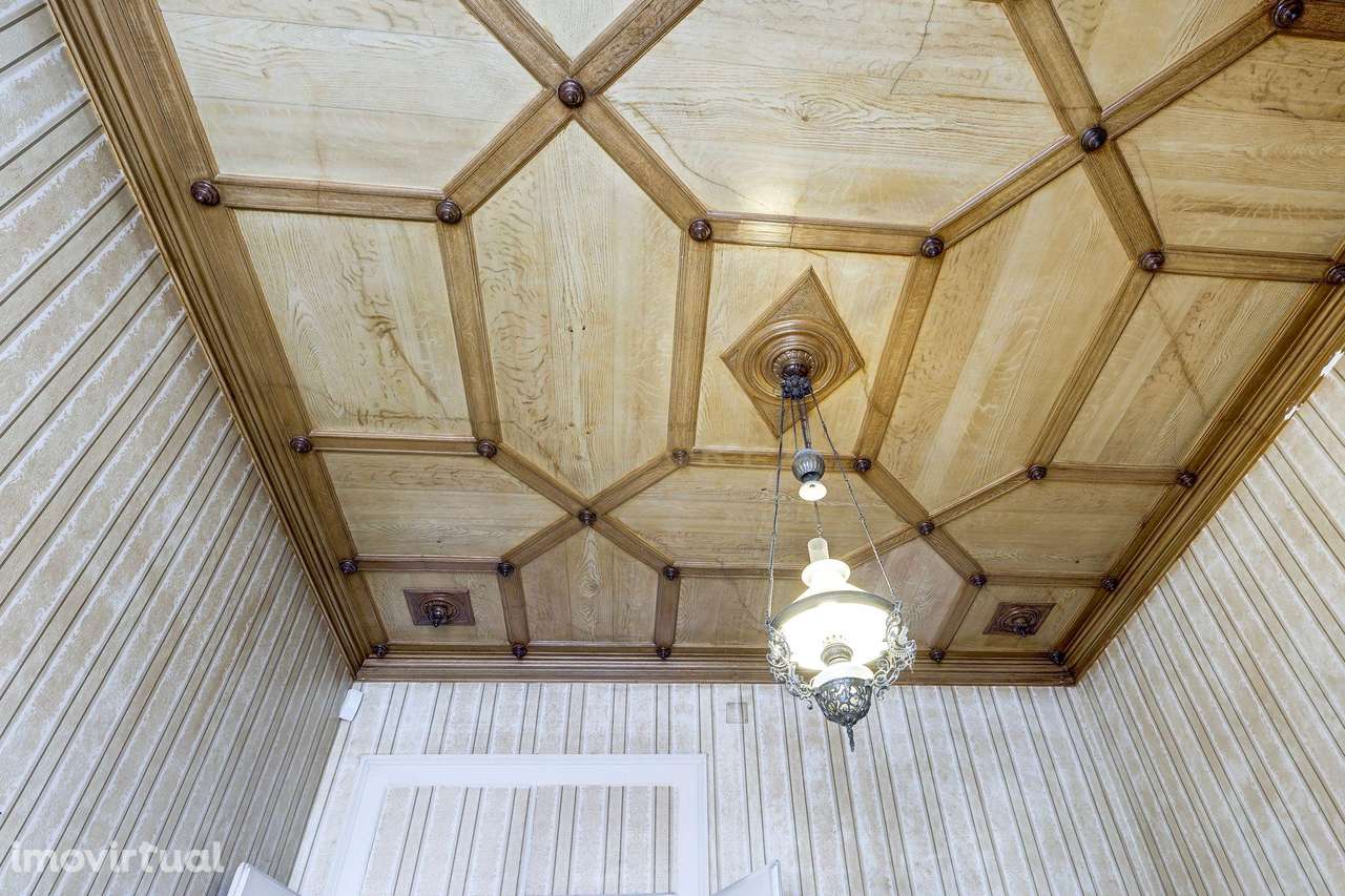 Prédio no Centro Histórico de Odivelas – Habitação+Comércio - Grande imagem: 4/32