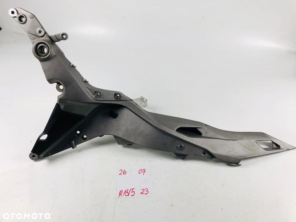 Ducati Multistrada 1200 15- Prawy Stelaż Ogon Rama - 1