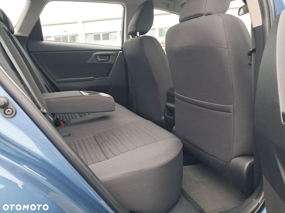 Toyota Auris - 26
