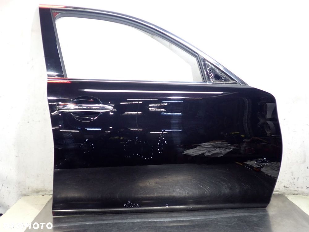 DRZWI PRAWY PRZÓD INFINITI M37X KOL:GAC - 1