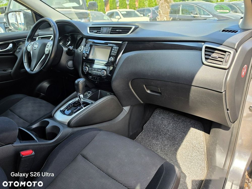 Nissan Qashqai 1.2 DIG-T Xtronic N-Connecta - 30