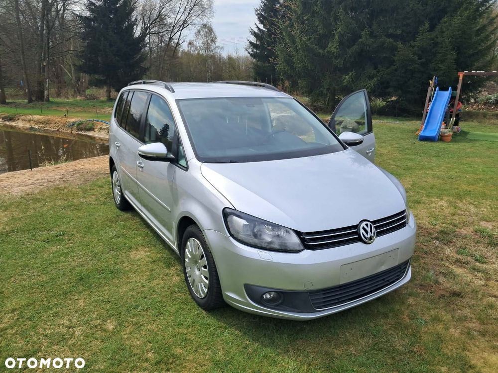 Volkswagen Touran - 4