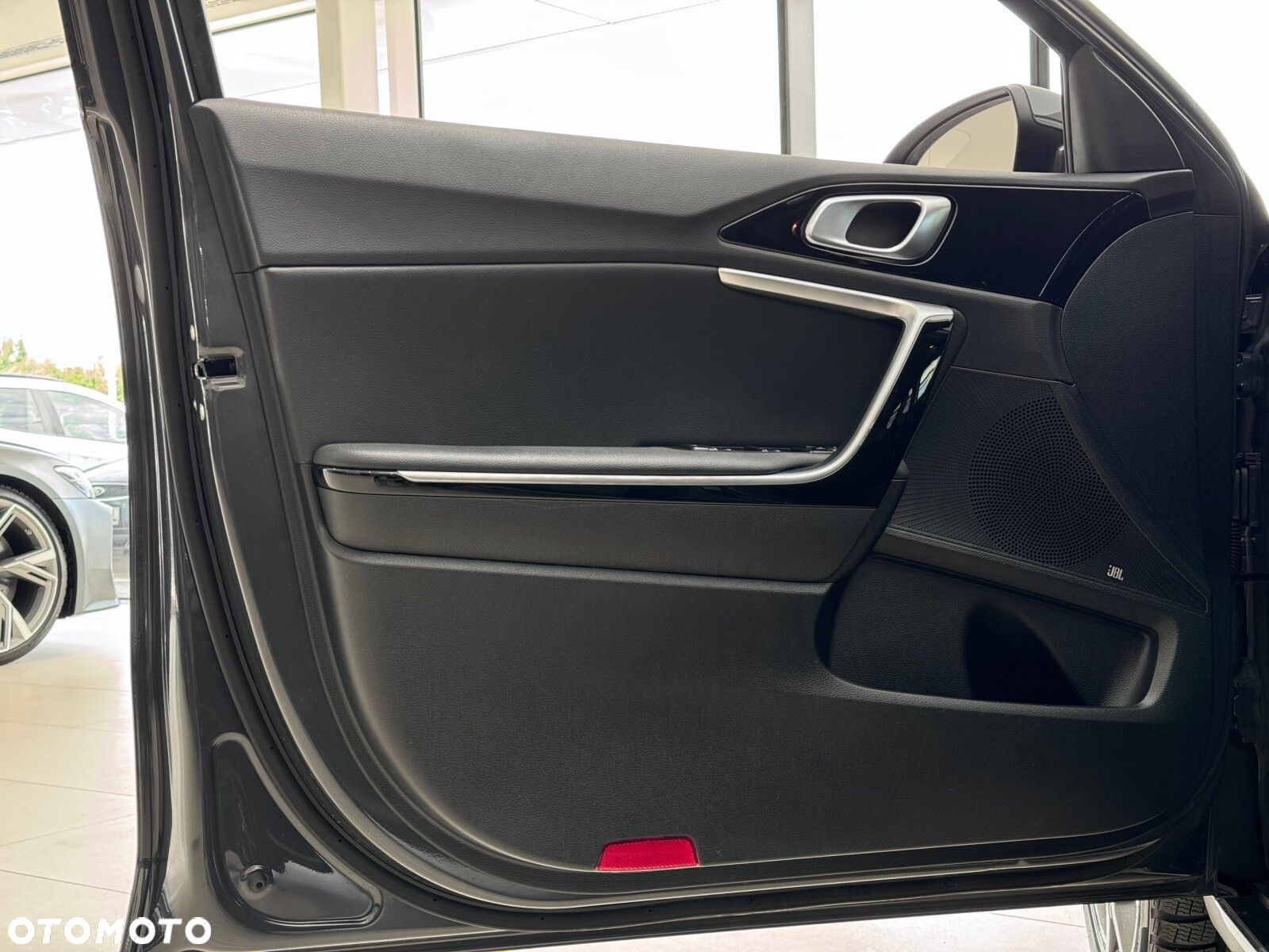 Kia XCeed - 12