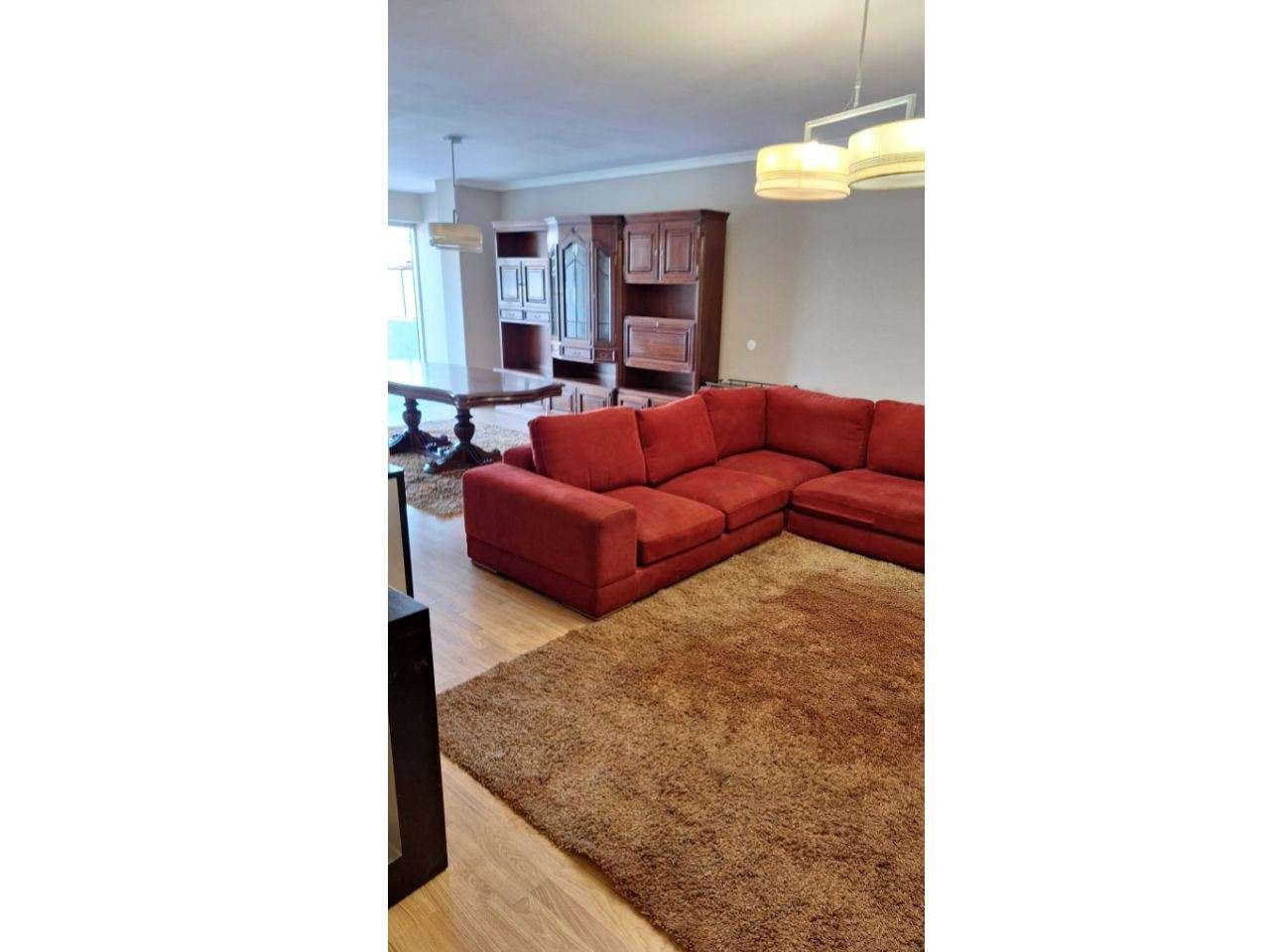 T4 mobilado com terraço e garagem - junto ao El Corte Inglés - Gaia - Grande imagem: 2/13