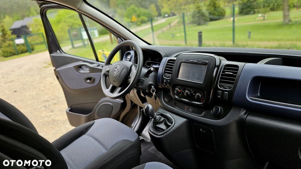 Opel Vivaro L2H1 2.9t Edition - 40
