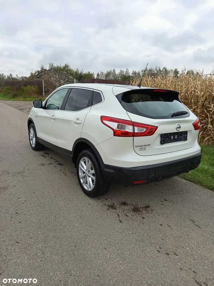 Nissan Qashqai 1.6 DIG-T N-Vision - 5