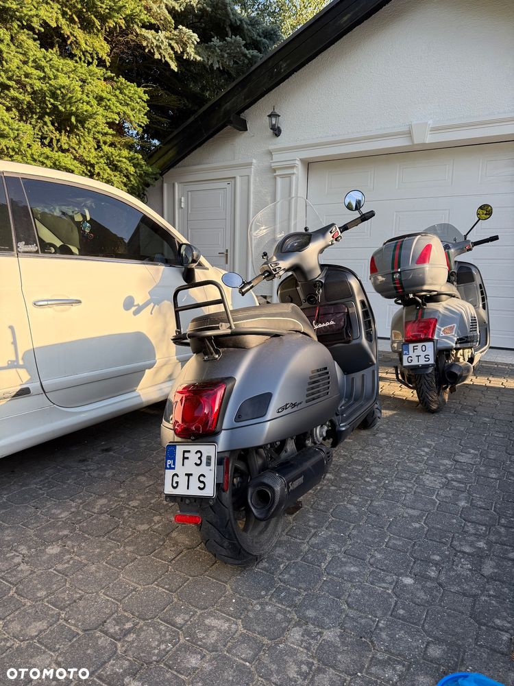 Vespa GTS - 15
