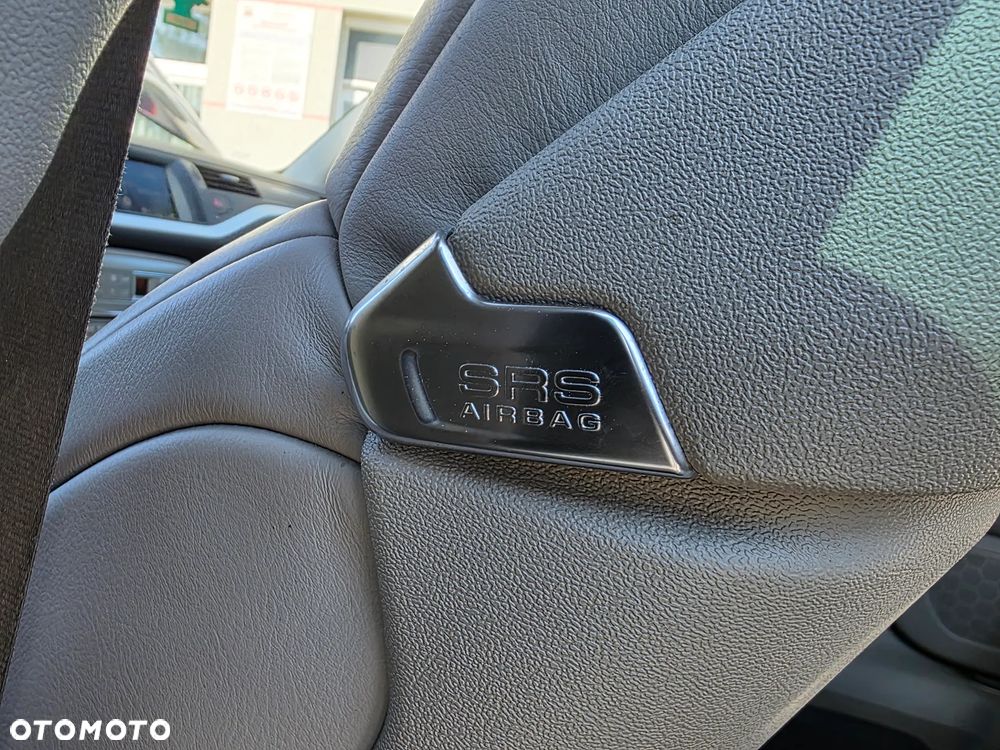 Citroën C5 HDi 200 FAP Exclusive - 8