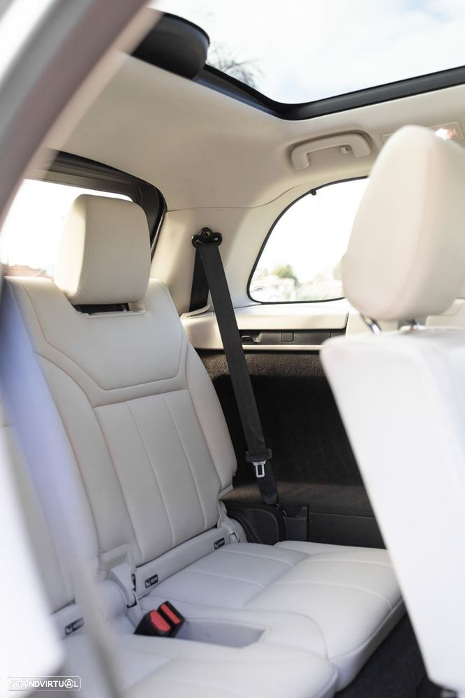 Land Rover Discovery 3.0 TD6 HSE Auto - 8