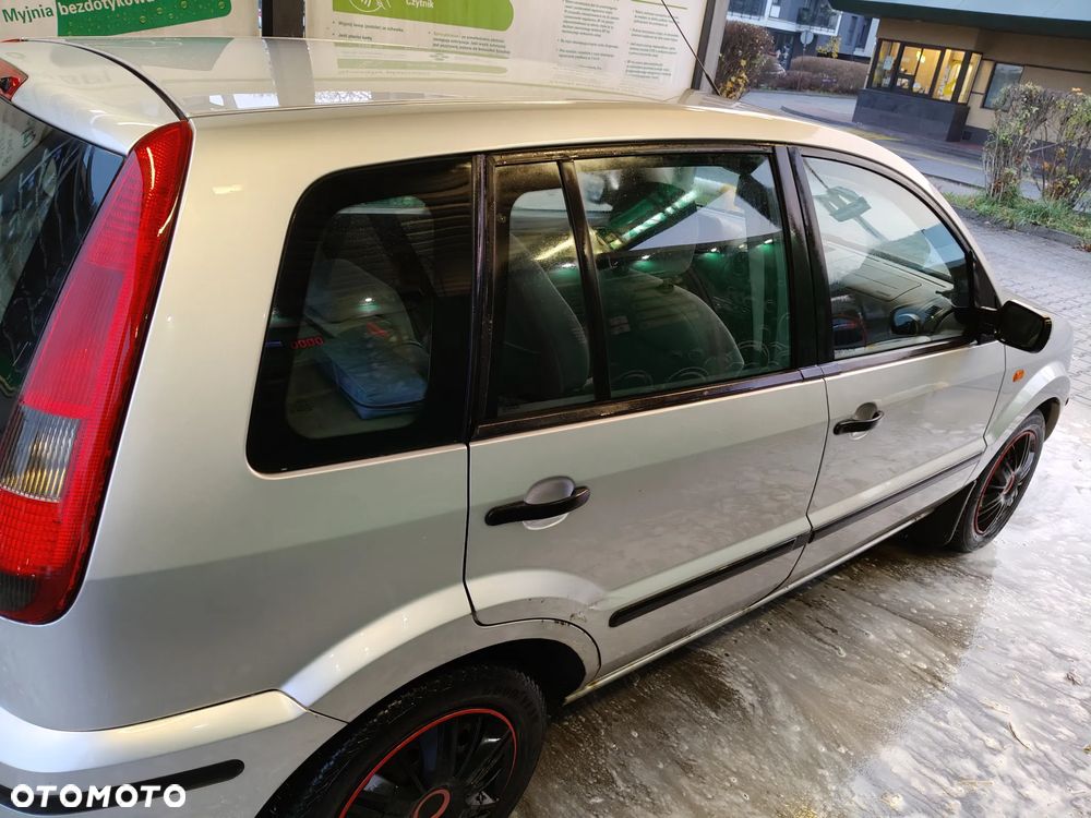 Ford Fusion 1.4 TDCI Ambiente - 11