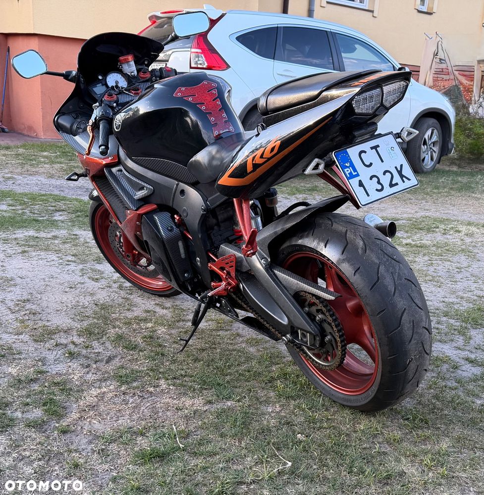 Yamaha R6 - 3