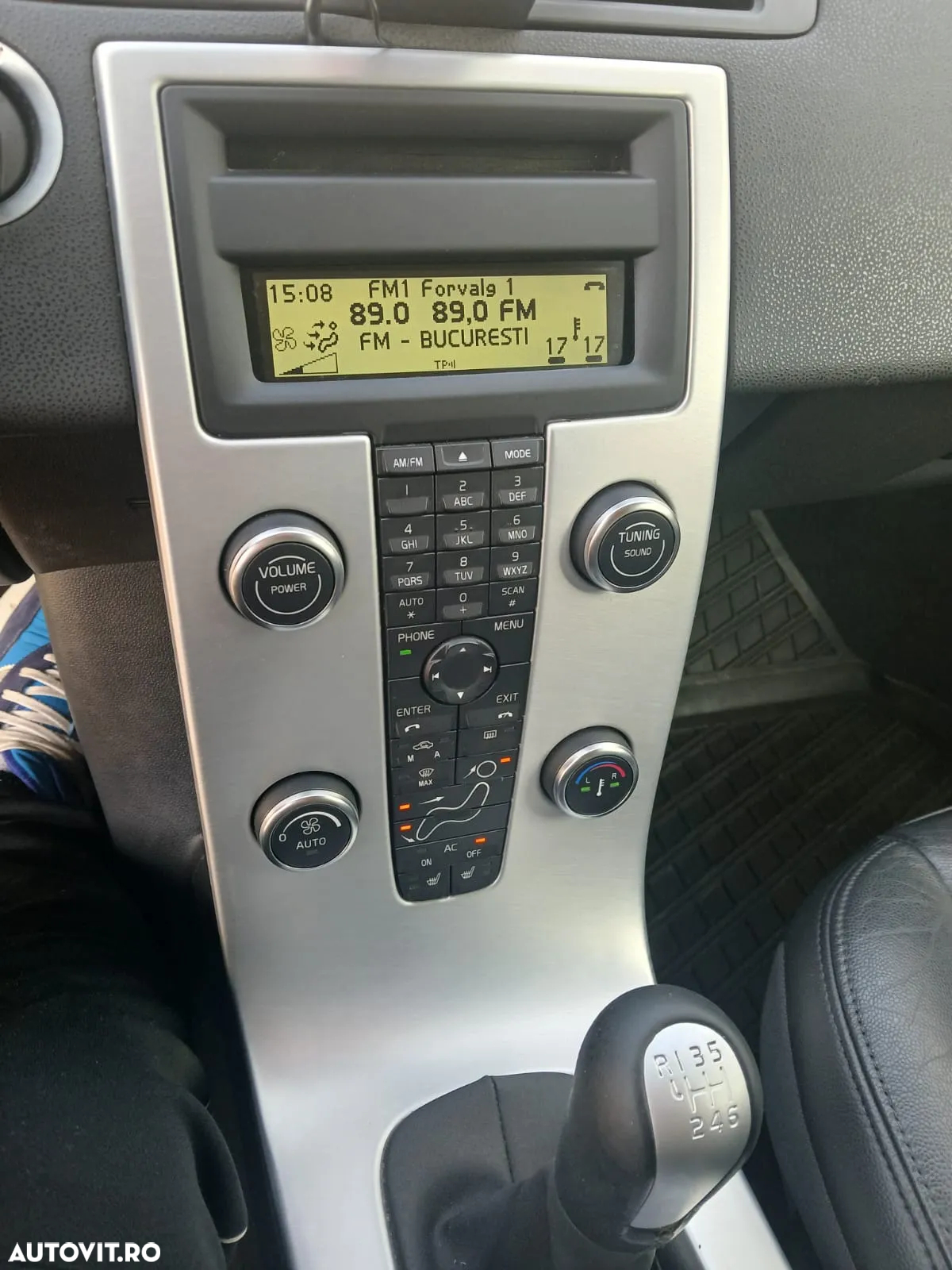 Volvo V50 - 9