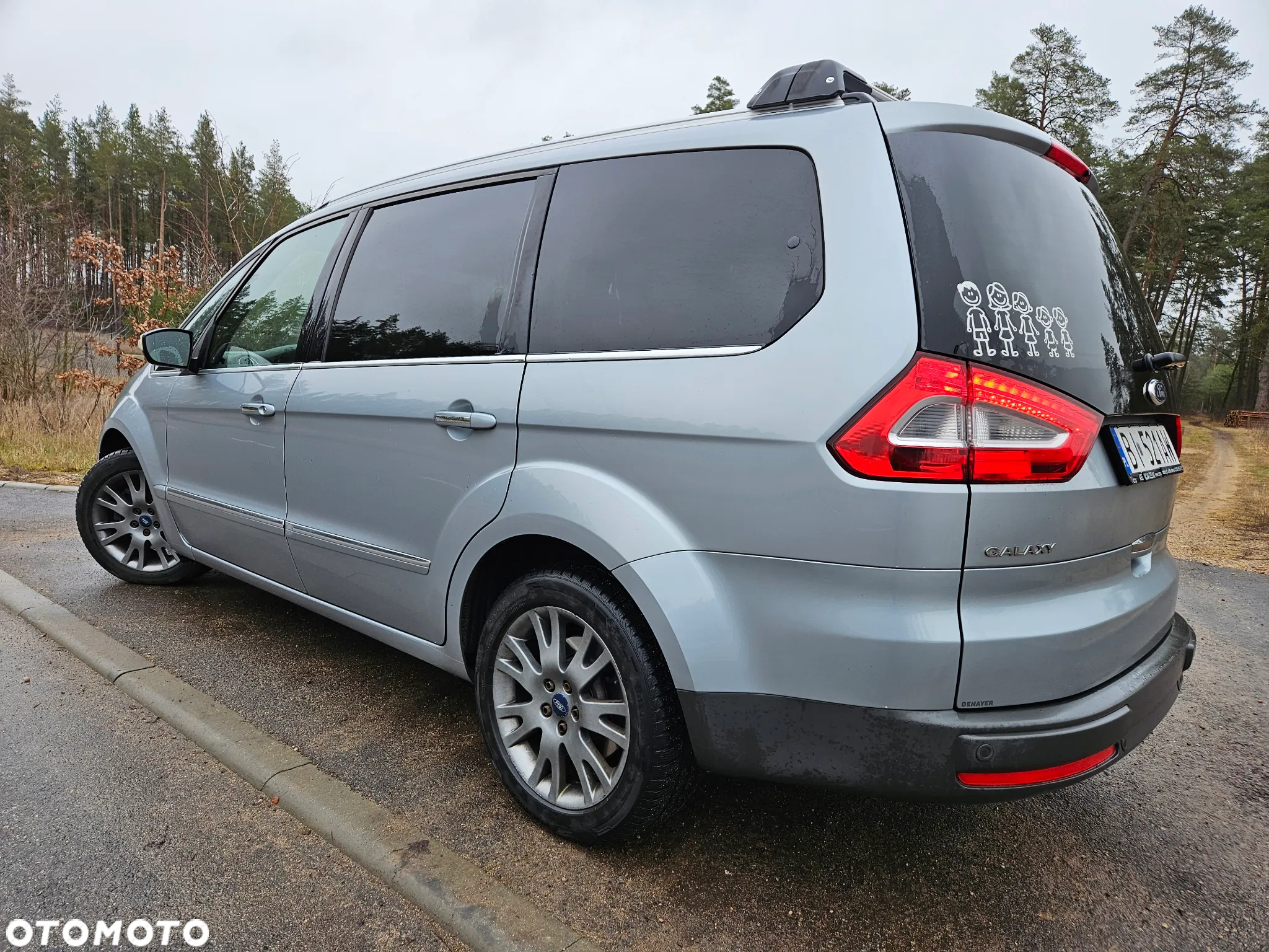 Ford Galaxy 2.0 TDCi Ghia - 6