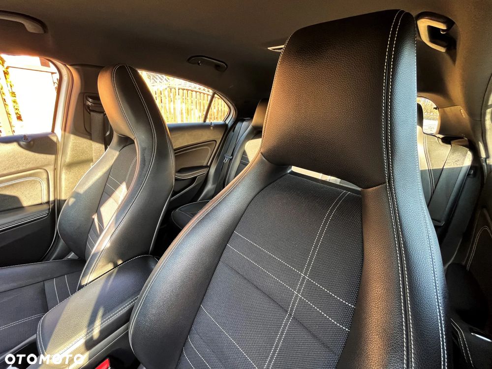 Mercedes-Benz Klasa A 180 BlueEfficiency Edition Style - 22