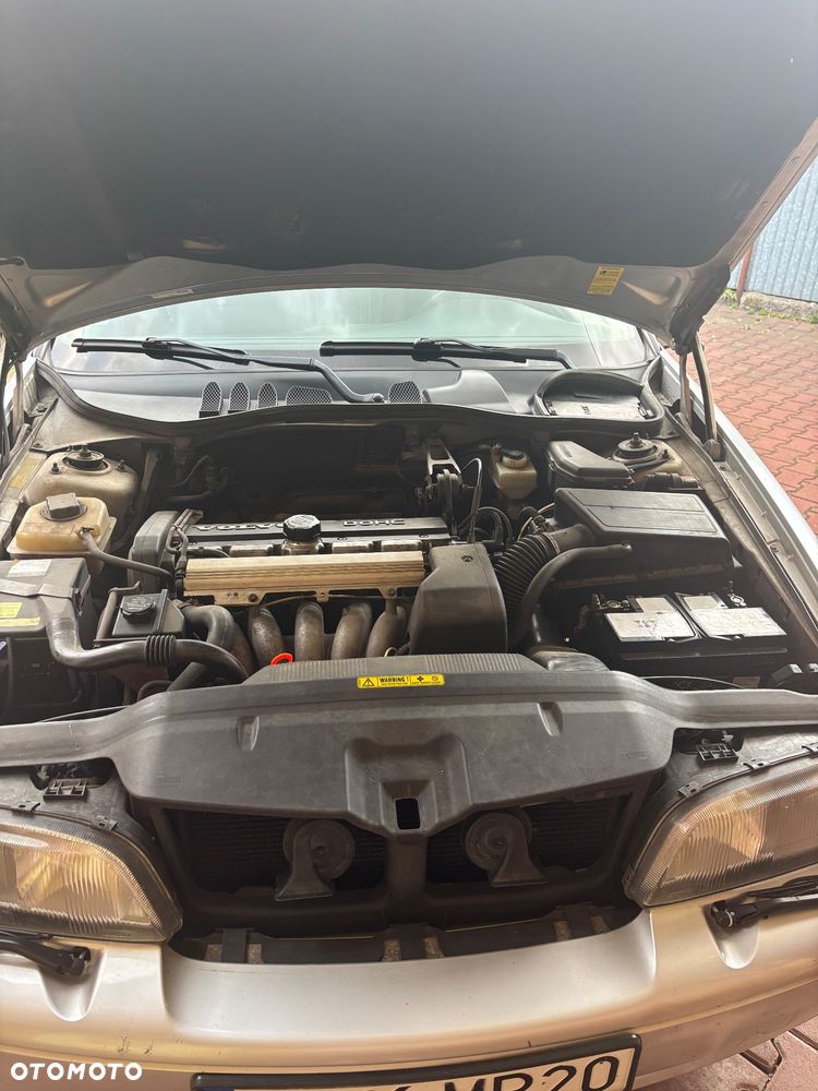 Volvo S70 2.5 - 16