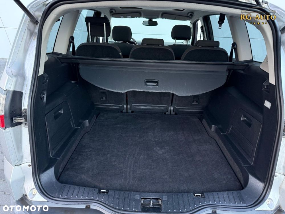 Ford S-Max - 22